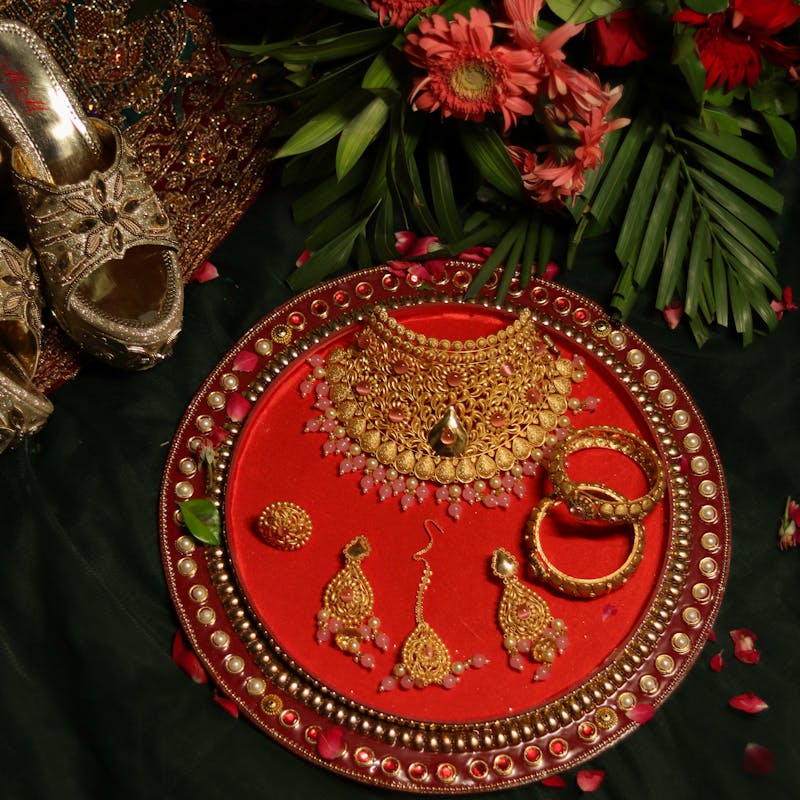 Antique Temple Bridal Set